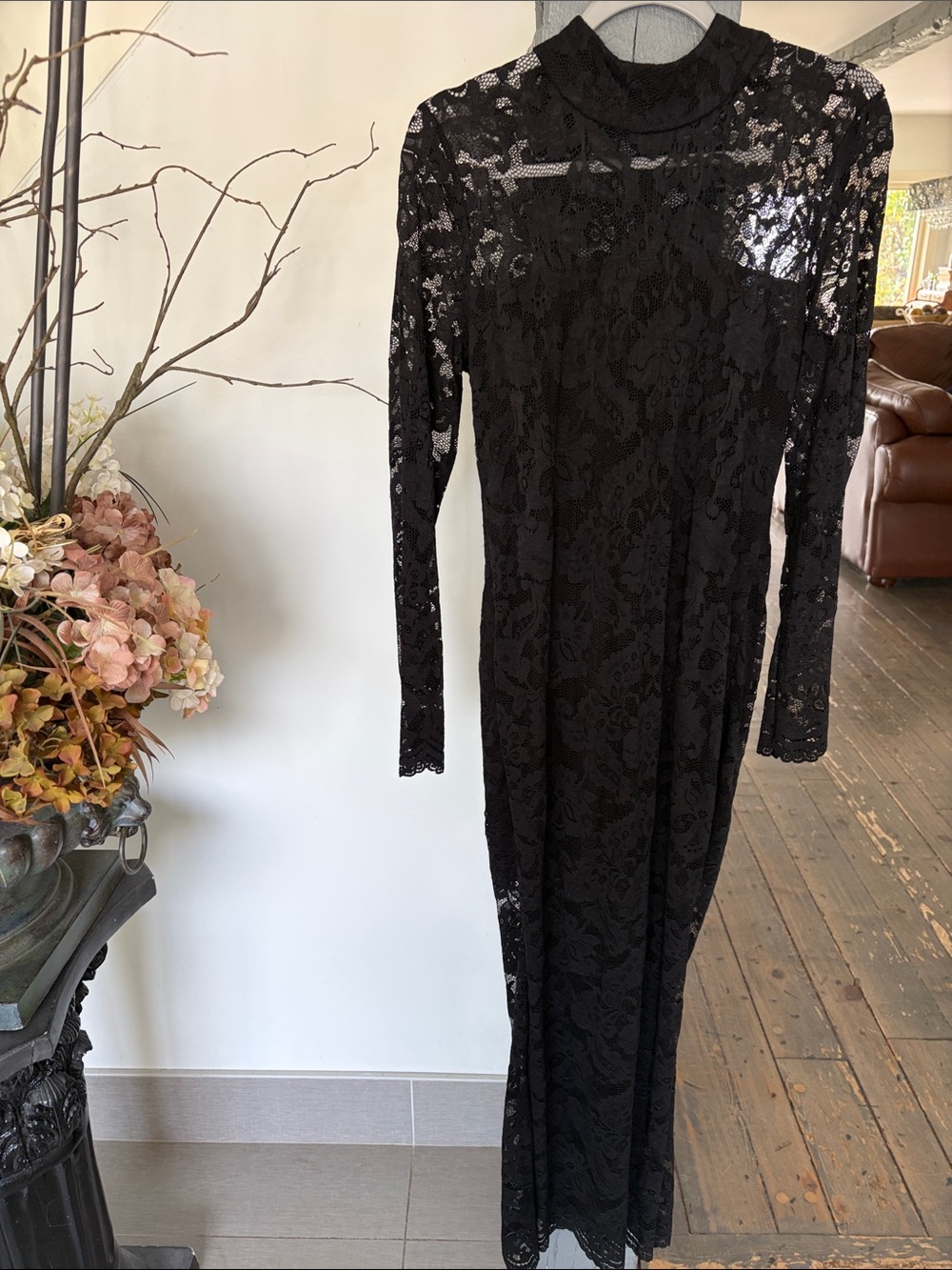 Elegant Black Lace Long-Sleeve Dress Generation love New York gorgeous dress